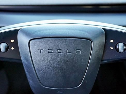 Used 2024 Tesla Model 3 Standard Range image 37