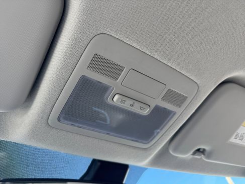 New 2026 Hyundai Venue SEL FWD image 18