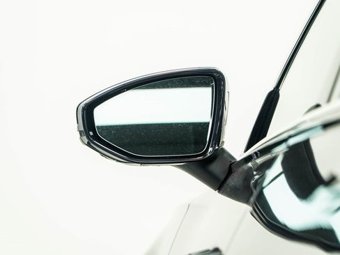 Used 2024 Audi A6 Premium Plus image 14