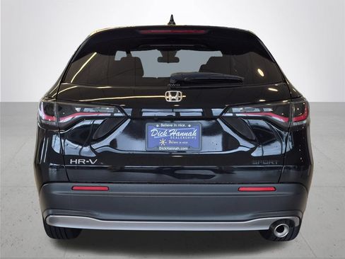 Used 2024 Honda HR-V Sport image 8