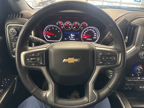 Used 2022 Chevrolet Silverado 3500 LT image 33