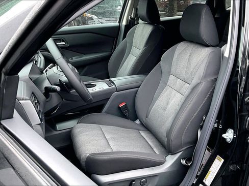 New 2026 Nissan Rogue SV image 9