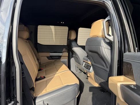 Used 2026 Ford F350 Lariat w/ Tremor Off-Road Package image 32