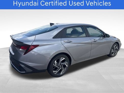 Certified 2025 Hyundai Elantra Sport FWD image 6