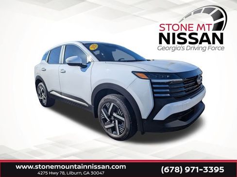 Certified 2025 Nissan Kicks SV image 1