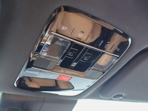 New 2026 Hyundai Santa Fe Limited FWD image 23