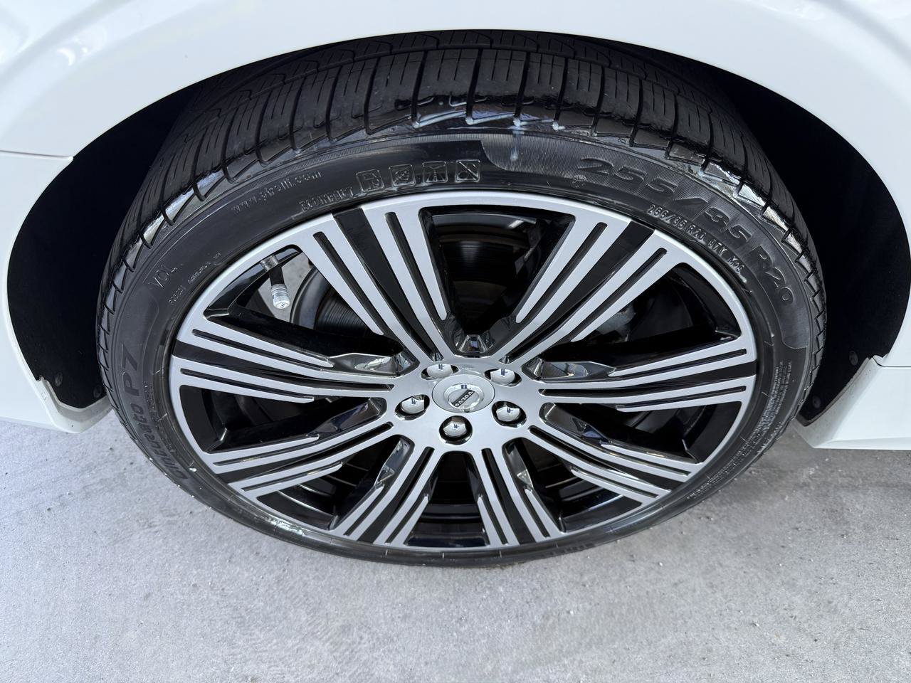 Used 2022 Volvo S90 B6 Inscription w/ Advanced Package AWD/4WD image 57