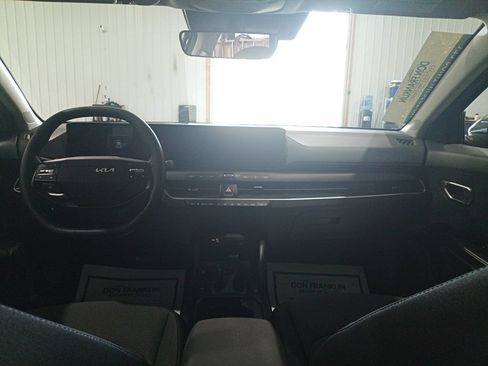 Used 2025 Kia K4 FWD image 17
