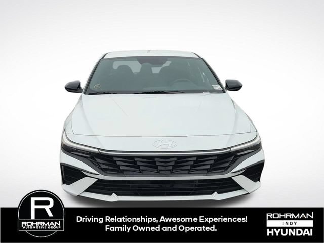 New 2026 Hyundai Elantra SEL FWD image 3