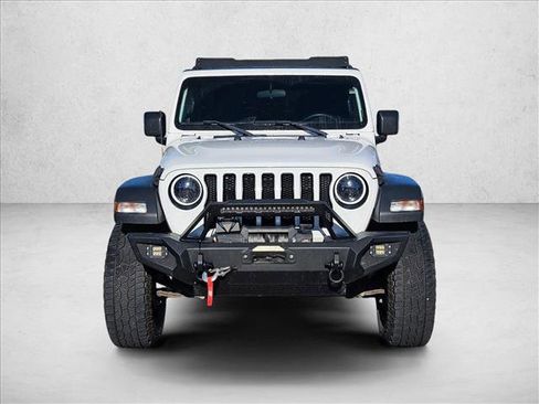 Used 2019 Jeep Wrangler Unlimited Sport S image 2