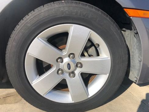 Used 2007 Ford Fusion SE image 16