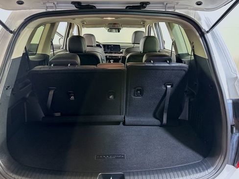 Used 2024 Kia Telluride S image 19
