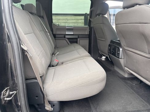 Used 2017 Ford F150 XLT w/ XTR Package image 12