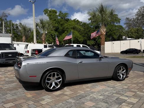 Used 2015 Dodge Challenger SXT Plus w/ Technology Group RWD image 4