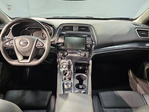 Used 2020 Nissan Maxima Platinum w/ Sport Mat Group FWD image 10