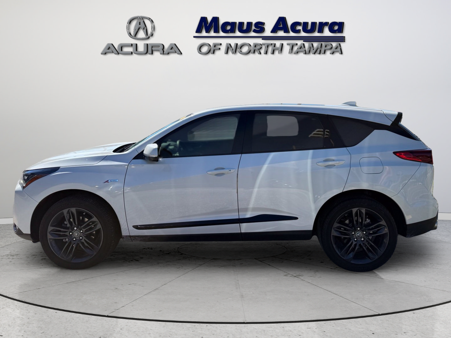 Used 2023 Acura RDX w/ Advance Package FWD image 4