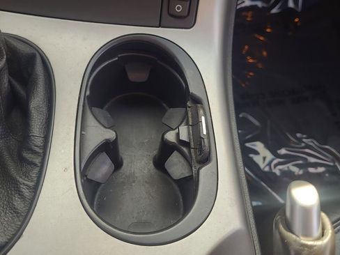 Used 2005 Chevrolet Corvette Convertible w/ Preferred Equipment Group image 21