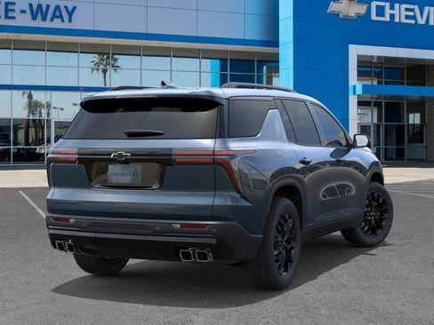 New 2026 Chevrolet Traverse LT FWD image 4