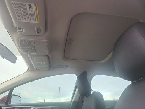 Used 2014 Ford Fusion SE image 30