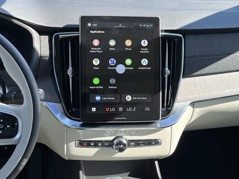 New 2026 Volvo XC90 B6 Ultra image 16