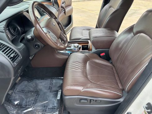 Used 2016 INFINITI QX80 Limited image 11