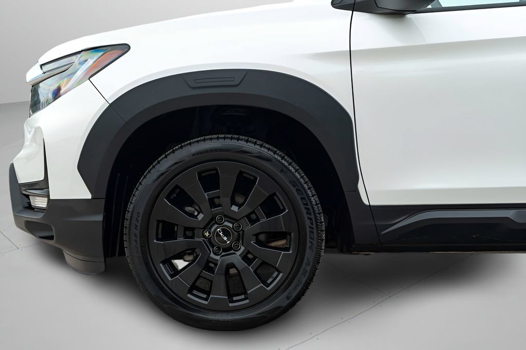 Used 2023 Honda Passport EX-L image 13