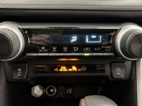 Used 2024 Toyota RAV4 LE image 45