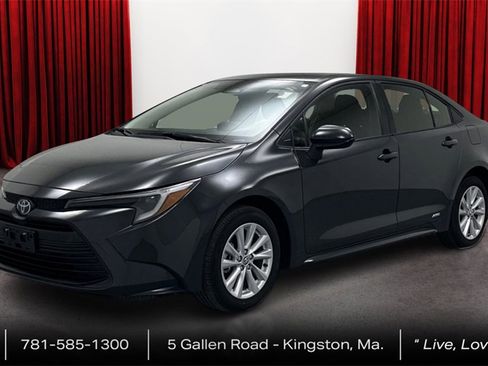 Certified 2024 Toyota Corolla LE w/ LE Convenience Package image 1