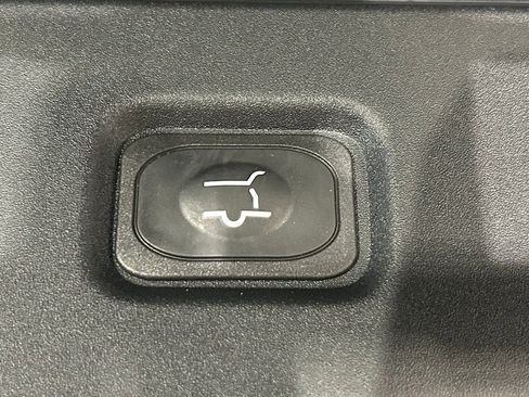 New 2026 Lincoln Navigator Premiere AWD/4WD image 31