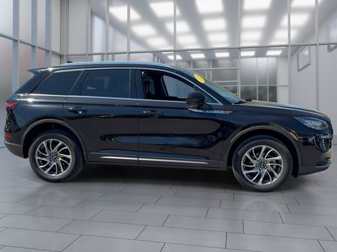 Used 2022 Lincoln Corsair AWD w/ Equipment Group 101A image 3