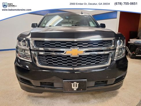 Used 2015 Chevrolet Suburban LT w/ Texas Edition RWD image 3