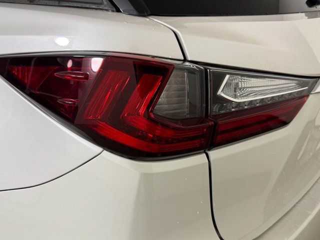 Used 2022 Lexus RX 350L Premium w/ Premium Package AWD/4WD image 12