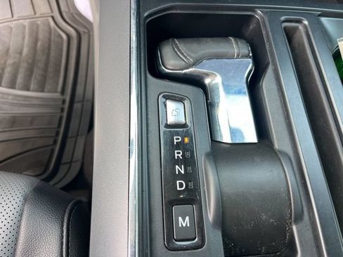 Used 2023 Ford F150 Lariat RWD image 30