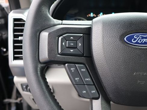 Used 2018 Ford F150 XLT w/ Equipment Group 302A Luxury AWD/4WD image 17