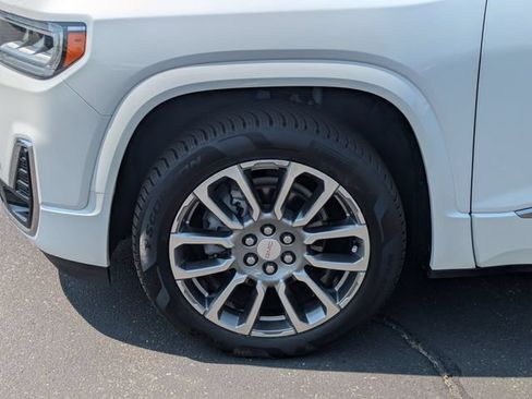 Certified 2022 GMC Acadia Denali w/ Denali Ultimate Package AWD/4WD image 10
