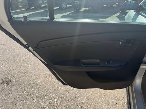 Used 2011 Chevrolet Malibu LTZ FWD image 19