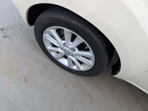 Used 2013 Kia Soul + w/ Audio Pkg FWD image 7