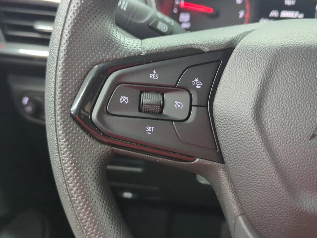 Used 2023 Chevrolet TrailBlazer LT w/ Convenience Package FWD image 13