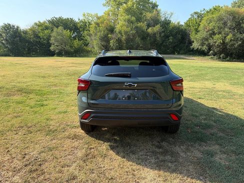 New 2026 Chevrolet Trax LT w/ Driver Confidence Package FWD image 6