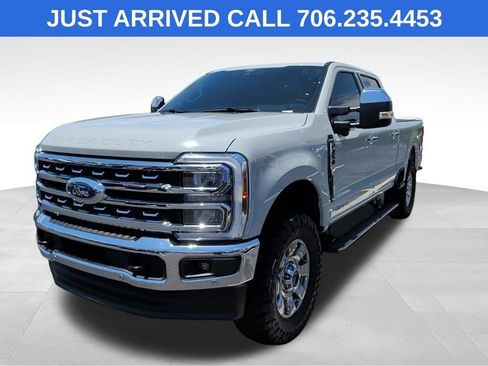 Used 2025 Ford F250 Lariat w/ Lariat Ultimate Package AWD/4WD image 1
