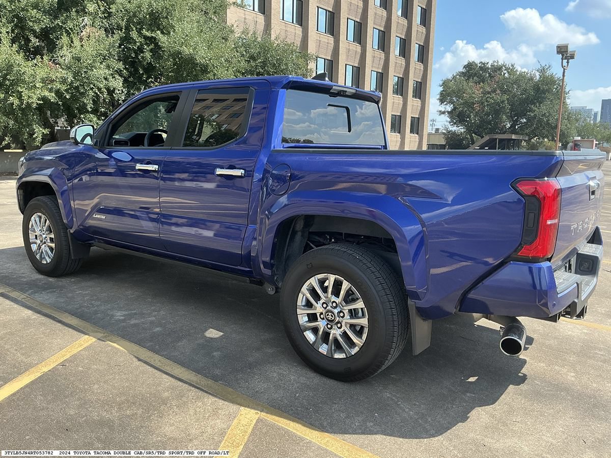 Used 2024 Toyota Tacoma Limited w/ Limited Package (LT) AWD/4WD image 4
