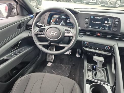 New 2026 Hyundai Elantra Sport FWD image 23