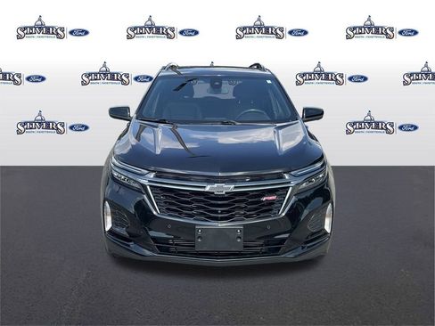 Used 2022 Chevrolet Equinox RS w/ RS Leather Package image 2