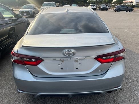 Used 2024 Toyota Camry SE FWD image 5