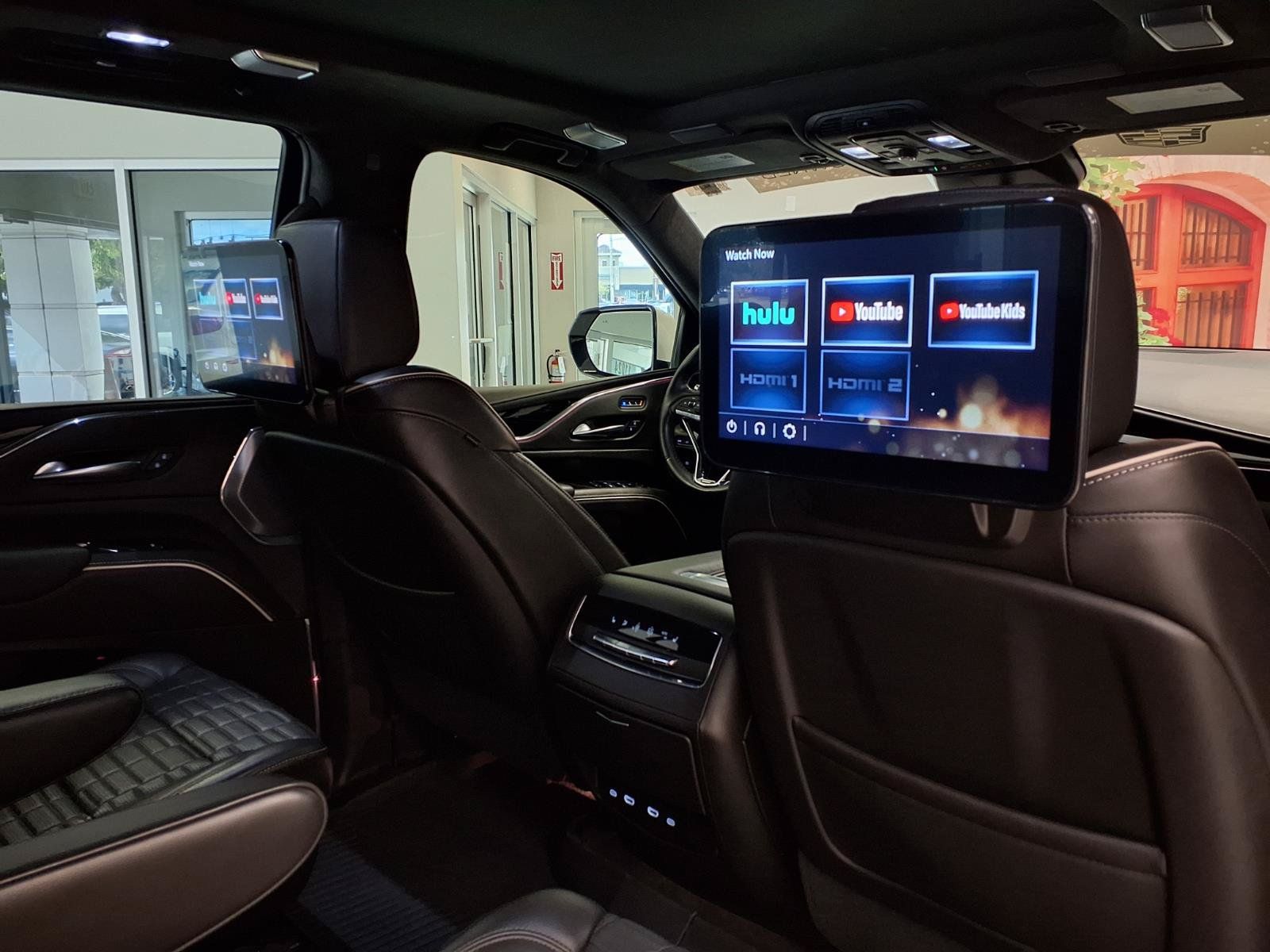 Certified 2023 Cadillac Escalade V w/ LPO, ONYX Package AWD/4WD image 17