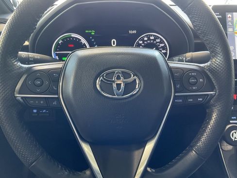 Certified 2022 Toyota Avalon Limited image 11