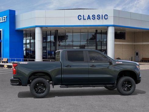 New 2026 Chevrolet Silverado 1500 Custom Trail Boss w/ LPO, Dark Essentials Package image 5