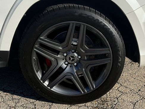 Used 2014 Mercedes-Benz GL 63 AMG 4MATIC image 18