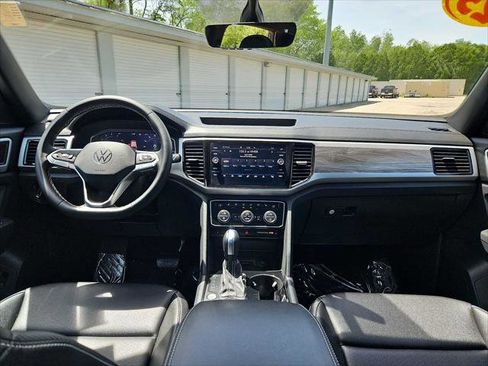 Used 2023 Volkswagen Atlas Cross Sport SE w/ Panoramic Sunroof Package AWD/4WD image 31