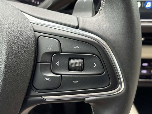 Certified 2023 Buick Envision Avenir image 19